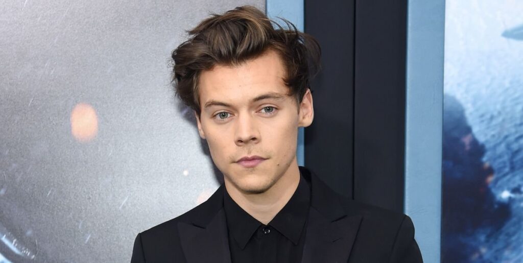 Mira como luce Harry Style en su papel para "My Policeman"