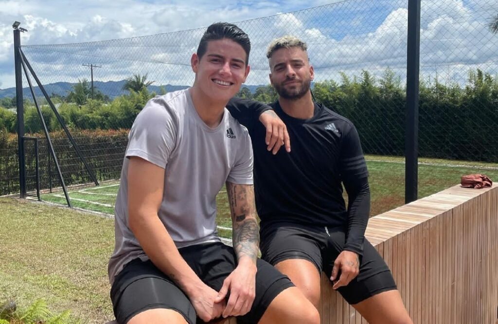 Maluma y James Rodríguez pasaron juntos el fin de semana y las redes sociales estallan