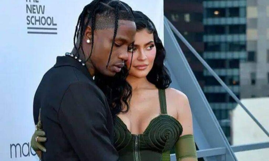 ¡Dieron la noticia publicamente!: Kylie Jenner y Travis Scott han vuelto juntos, reporta E! News