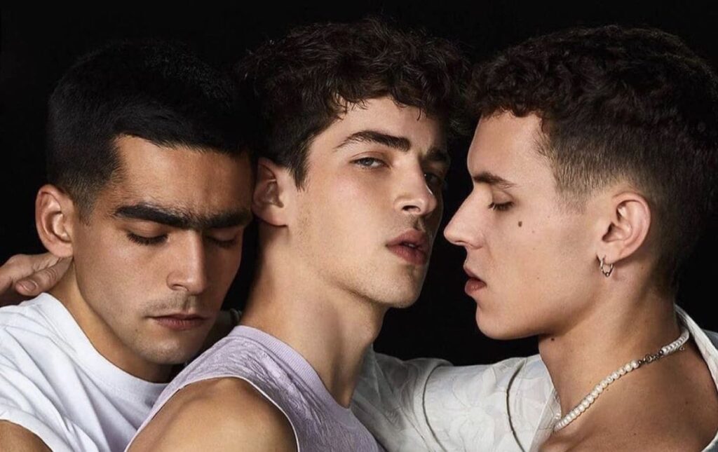 Manu Ríos detalla como fue grabar escenas sin nada de ropa en 'Elite' (+18)