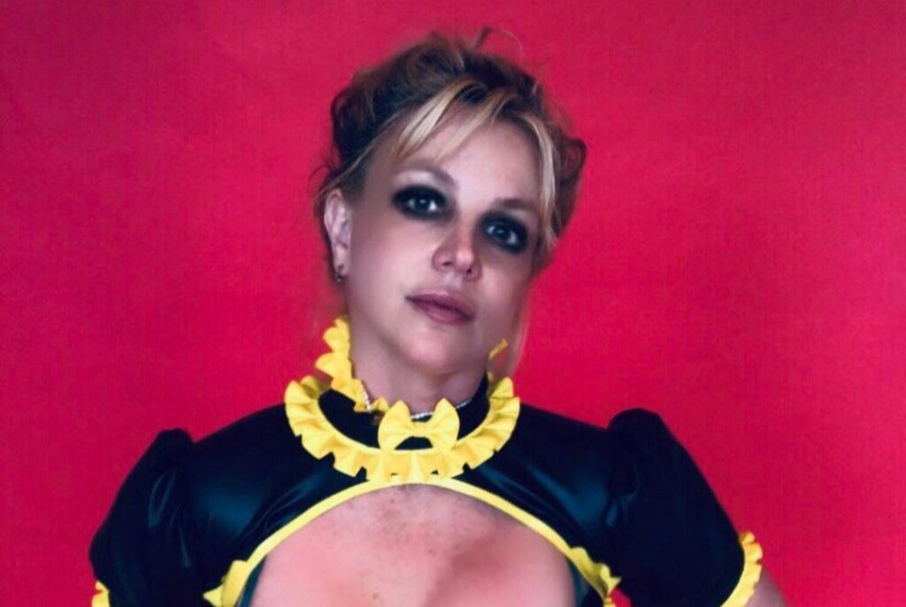Britney Spears más libre que nunca se lo quita todo en redes sociales