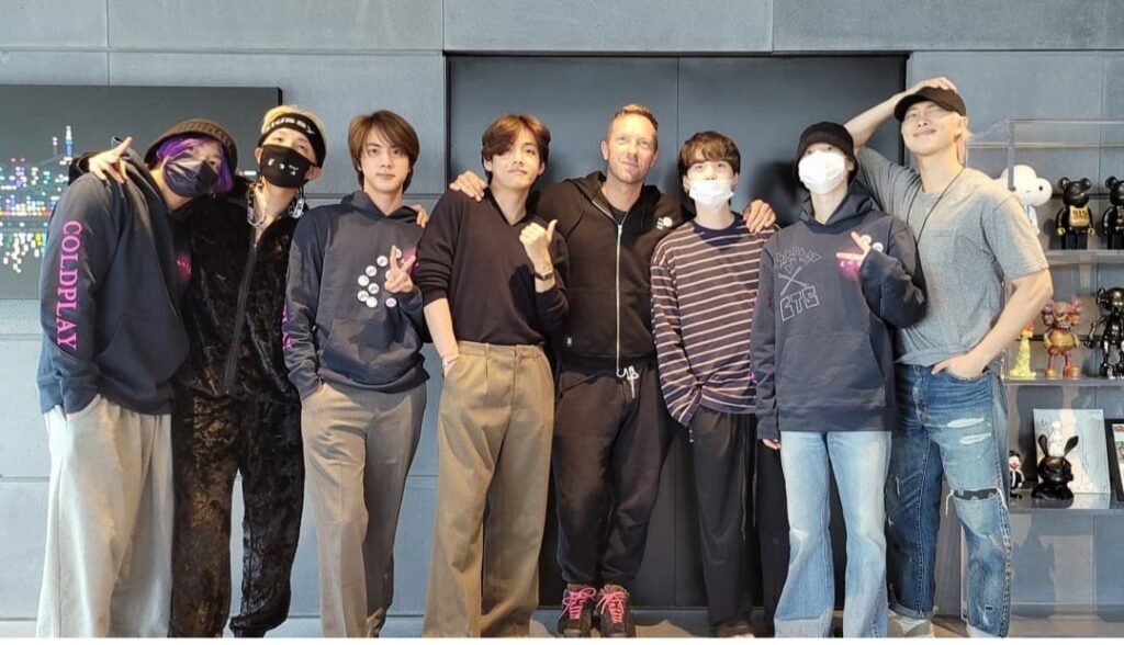 Así suena "My Universe", la próxima canción colaborativa entre Coldplay y BTS