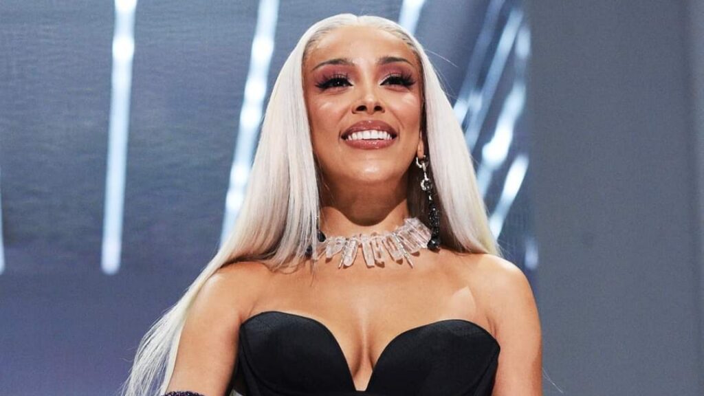 Doja Cat expresa que está siendo sobreexplotada en su disquera; "No estoy feliz, no tengo descanso"