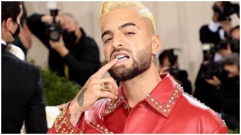 Maluma recibió duras críticas tras golpear a un fan en New York(VÍDEO)