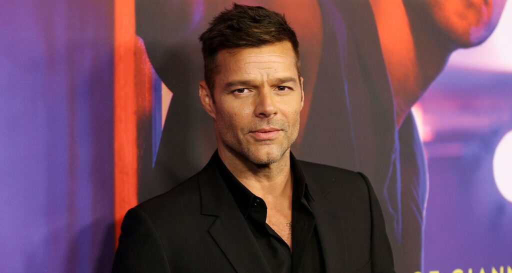 Ricky Martin responde a las criticas de su sorprendente cambio físico