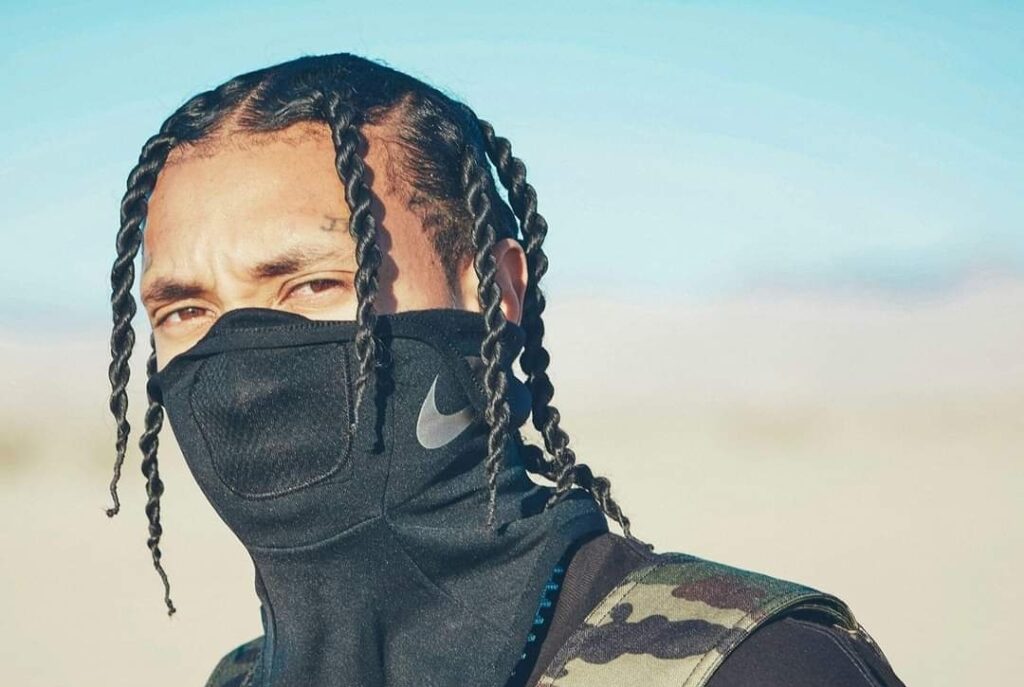 Tyga conmociona las redes tras filtrarse fotos completamente desnudo teniendo relaciones sexuales