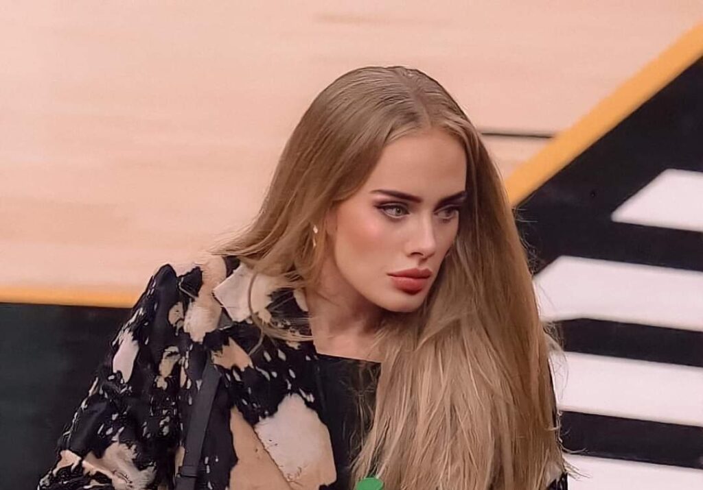 Cancelan a Adele por prohíbir vender entradas de su residencia a personas no vacunadas