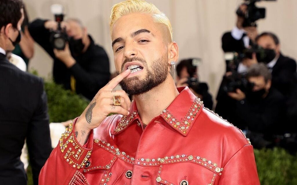 Rolling Stone nombra a Maluma como el artista latino más influyente en la moda mundial