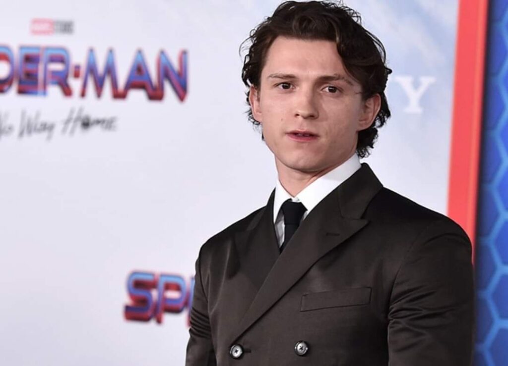 Tom Holland pone en duda su futuro como Spiderman; "Es hora de que otro chico tome el traje"