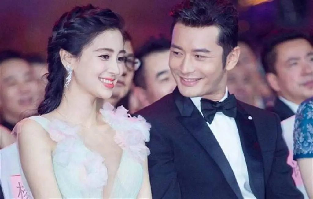 Pareja de famosos que gastaron 31 millones de dólares en su boda, anuncia hoy su divorcio