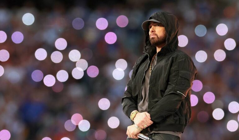 Eminem y las consecuencias de su gesto en el Super Bowl
