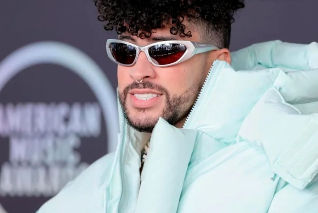 "No gasto mi dinero"; Critican duramente a Bad Bunny por no tener talento para cantar en vivo(VÍDEO)