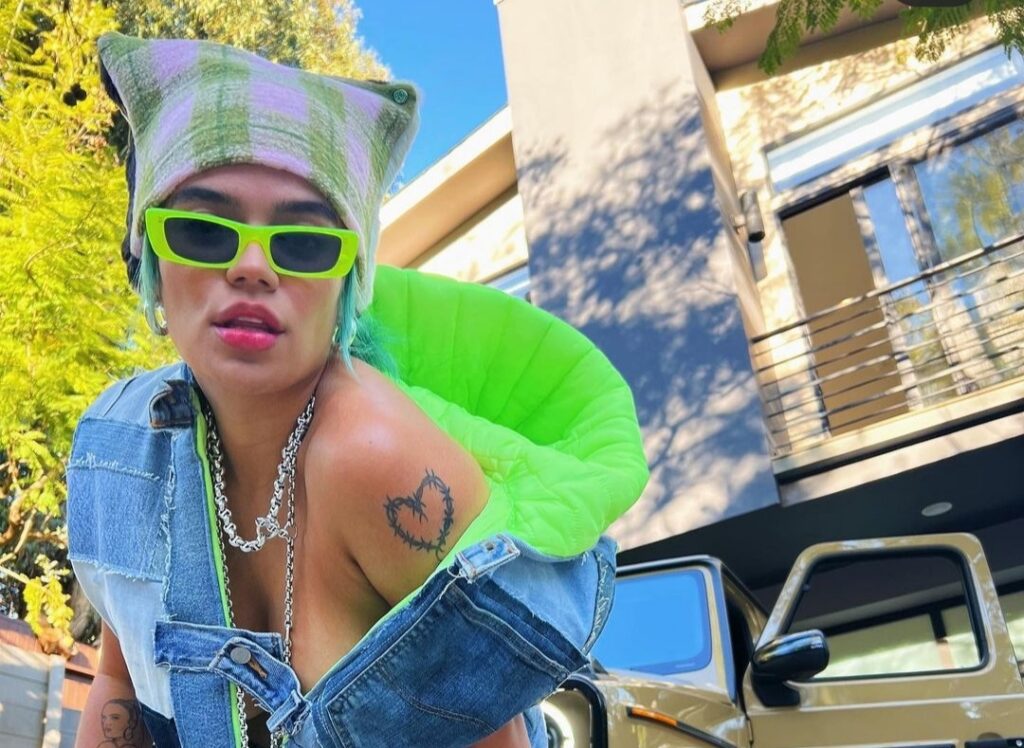 Karol G le mandó tremenda indirecta a Anuel AA en su nuevo tema con Becky G