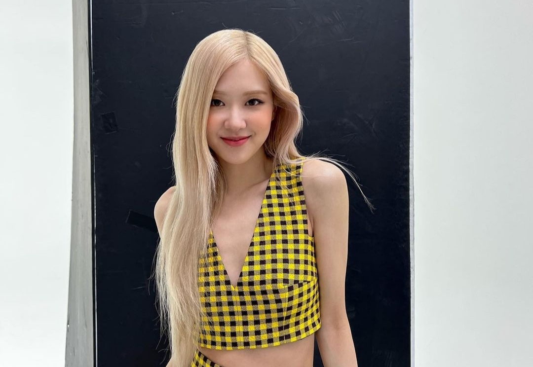 Rosé de Blackpink hace un cover de 'Viva la Vida' de Coldplay en celebración de su cumpleaños y BLINK enloquece