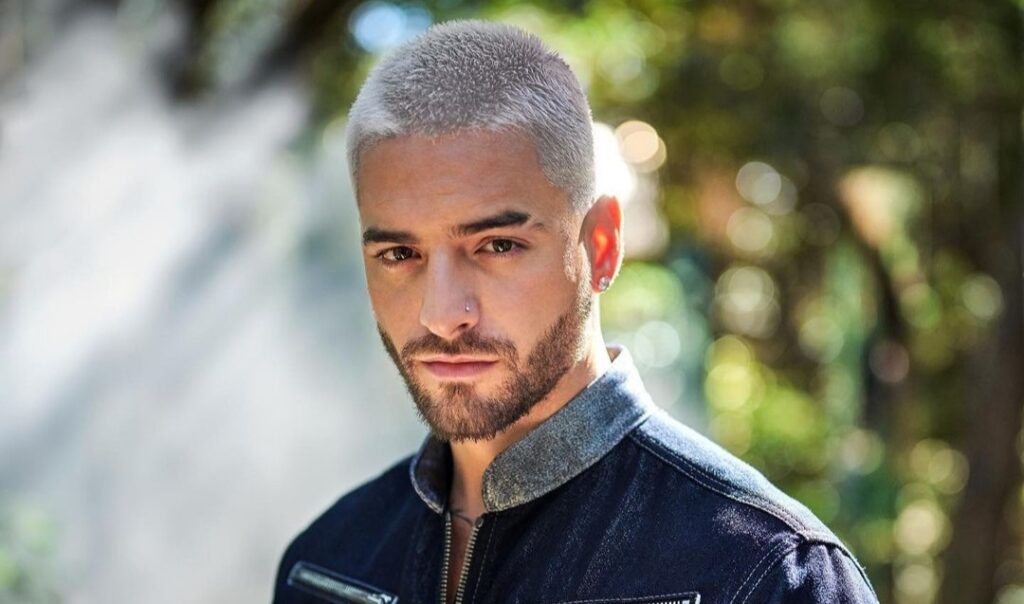 Se burlan de Maluma por olvidarse de la letra de una canción en pleno concierto con Jennifer López