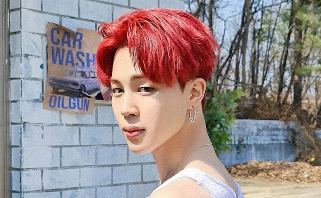 BTS: Jimin presentó por primera vez a su "novia" e impacta a ARMY(VÍDEO)