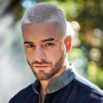 Maluma estrena cambio de look sin barba con muevo color de cabello y enciende las redes