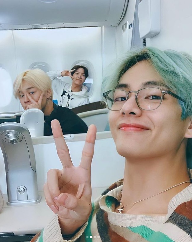 Así se comporta BTS cuando está en un avión a 20 mil pies de altura camino a Estados Unidos