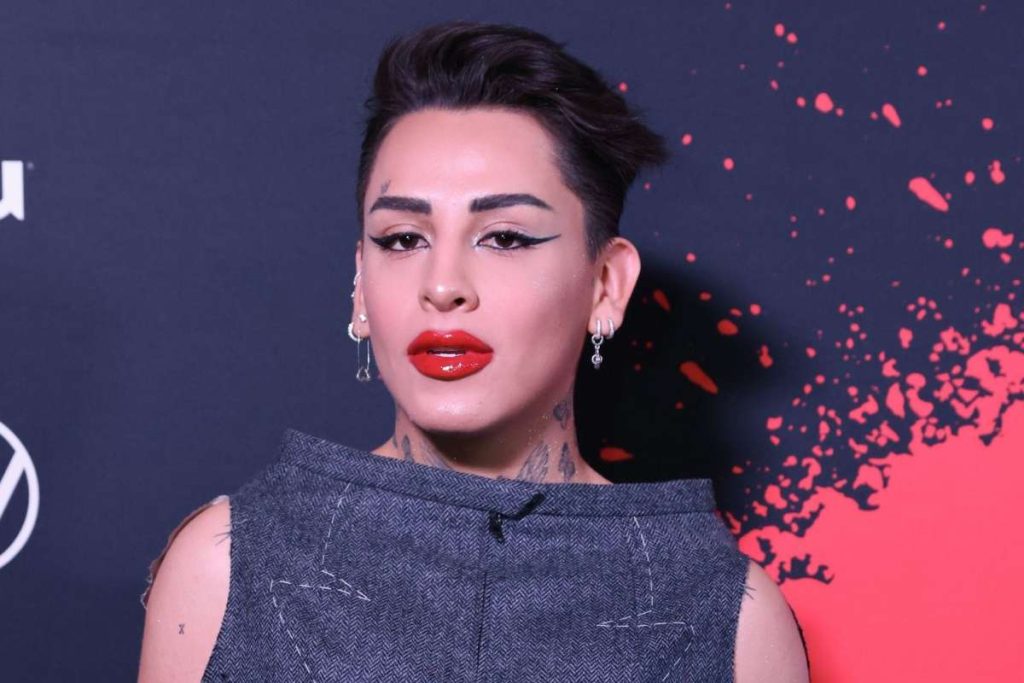 Exponen a Kunno por pedir favores sexuales a cambio de viajes y dinero