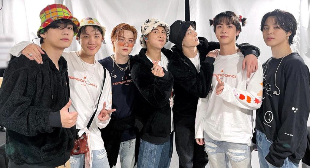 BTS hace historia en los BBMAS 2022 y empata un histórico récord con One Direction