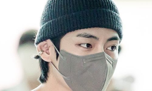 BTS: V tiene un nuevo piercing en el oído y lo relacionan con Jennie de BLACKPINK