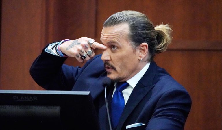 Ex agente de Johnny Depp testifica en su contra en la corte y deja una declaración inesperada
