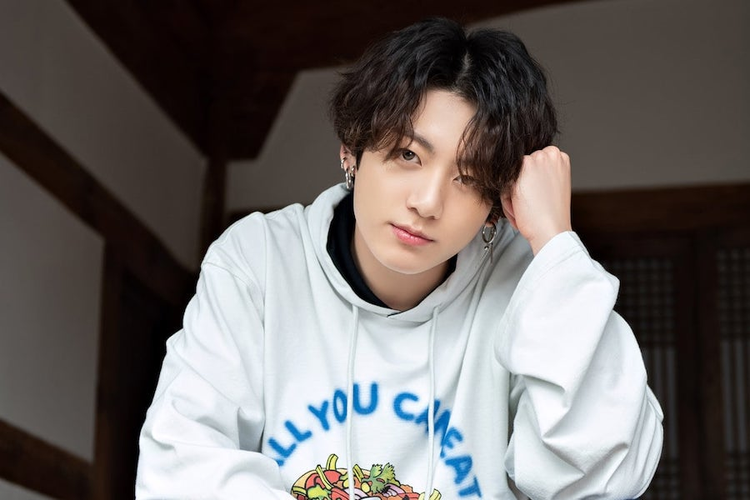 BTS: 3 fotos de Jungkook que demuestran que es el novio perfecto