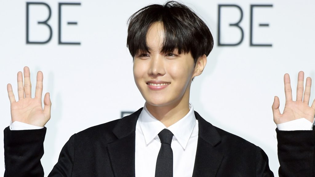 BTS: J-Hope libera el teaser de "More" y revela como suena su nuevo sencillo