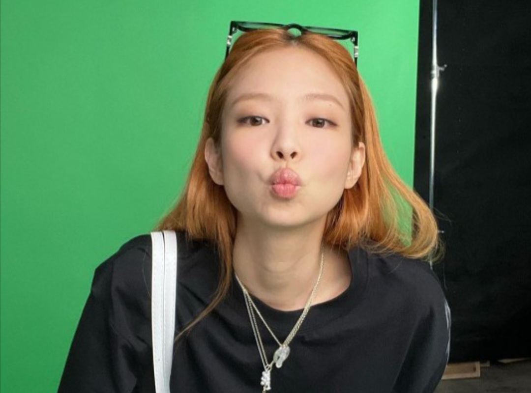 Jennie de BLACKPINK comparte consejos antiestrés y hábitos nocturnos