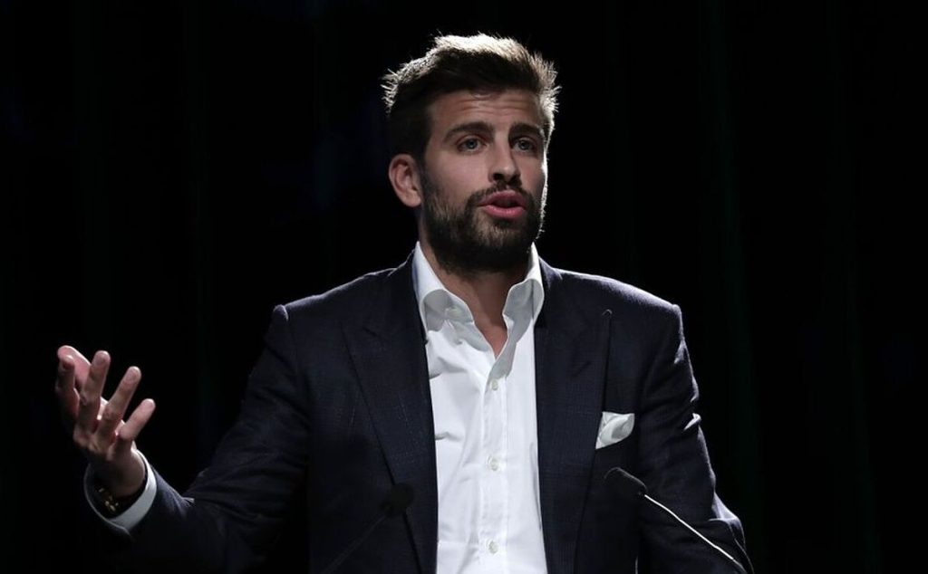 Novia de Gerard Piqué graba sensual video con canción de Shakira