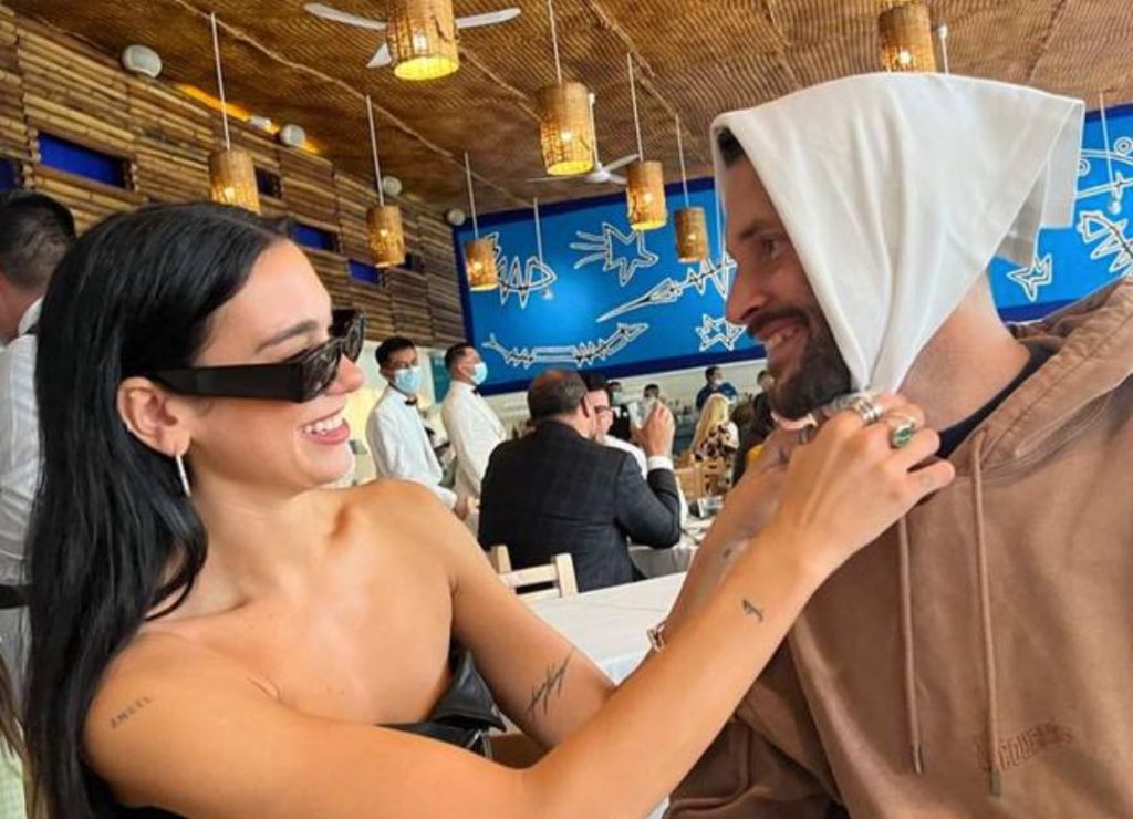 Dua Lipa se encuentra de paseo en México y alborota las redes