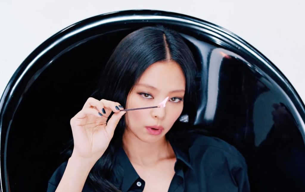 Jennie de BLACKPINK se defiende de sus haters con épico mensaje