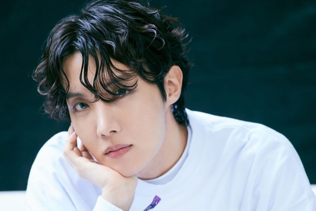 Miembro del personal revela la verdadera personalidad de J-Hope de BTS