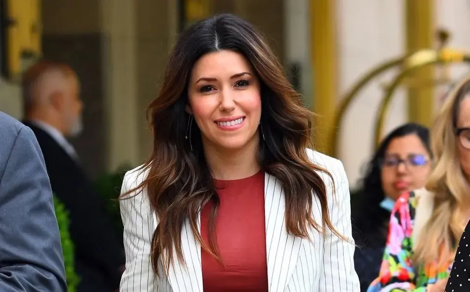 Camille Vázquez cambia a Johnny Depp y ahora defiende a otra superestrella de Hollywood