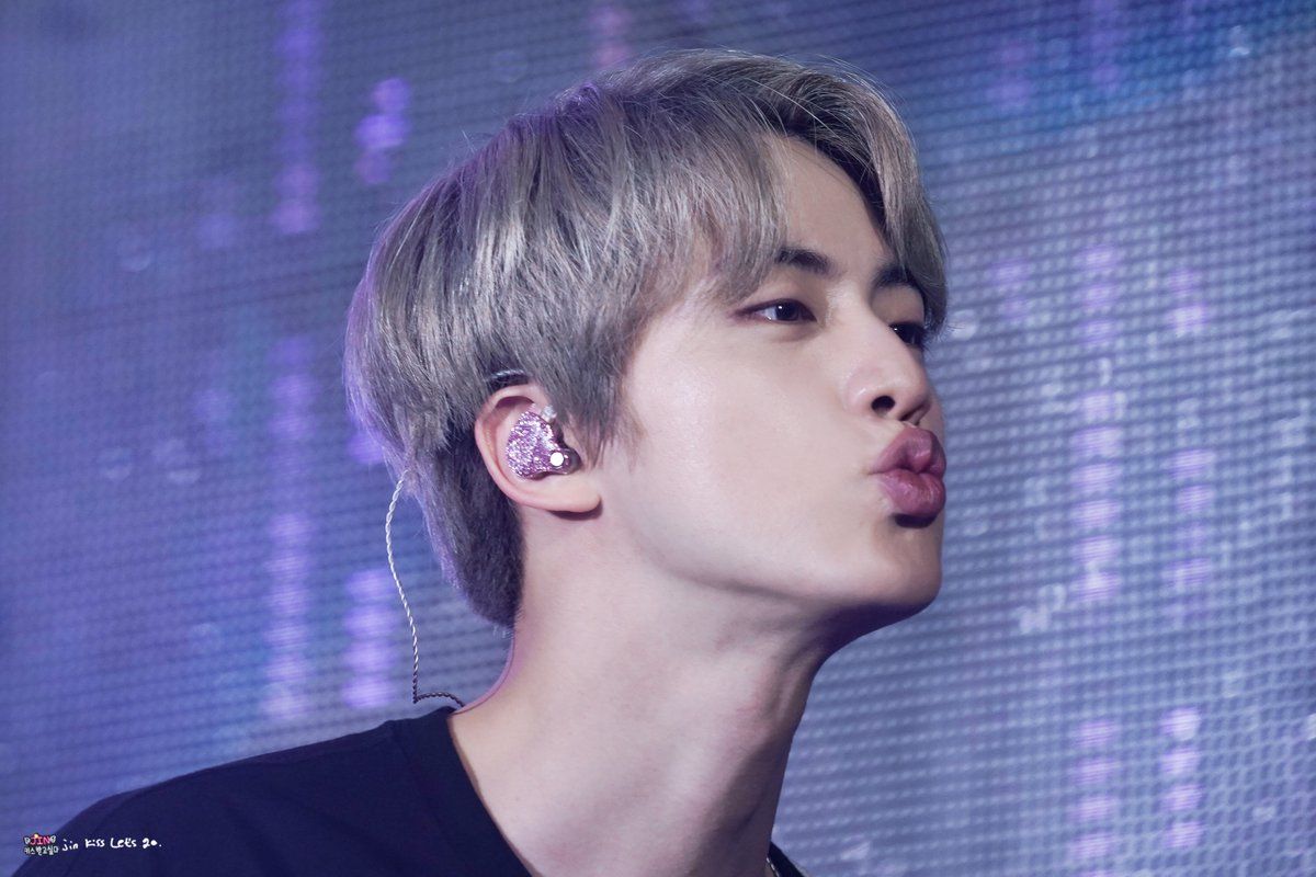 Jin de BTS confiesa por qué no tiene pareja y NADIE quiere salir con él