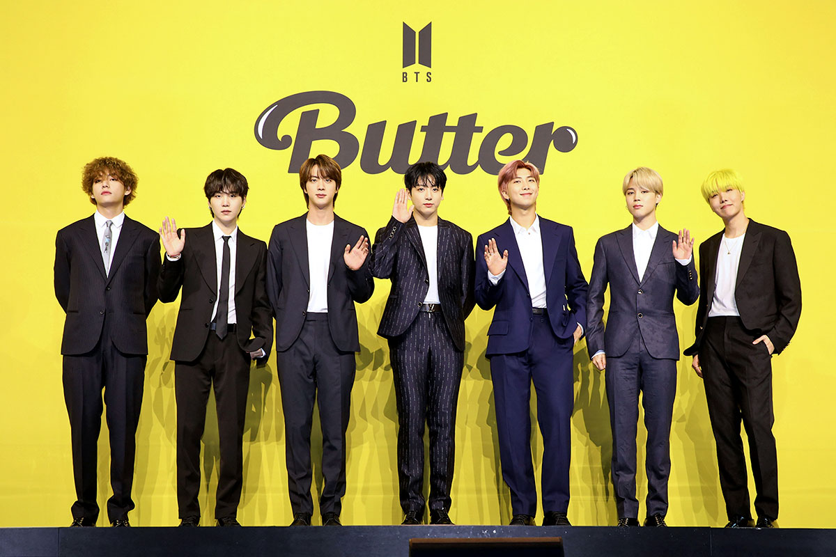 ARMY reacciona tristemente al anuncio del servicio militar de BTS