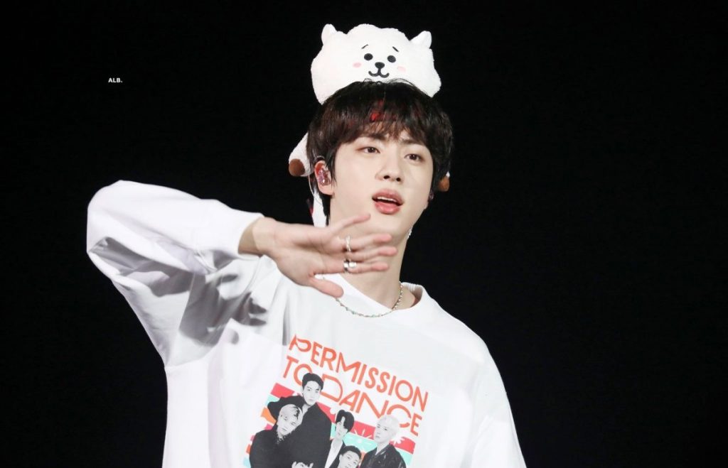 El hábito más sensual de Jin de BTS que enloquece a sus fans