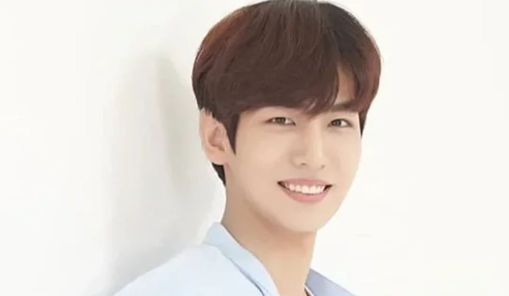 Idol de KPop fallece en la estampida de Itaewon