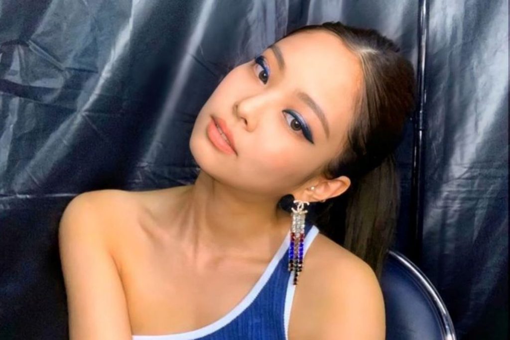 Jennie de BLACKPINK 'regaña' a un BLINK por una icónica razón