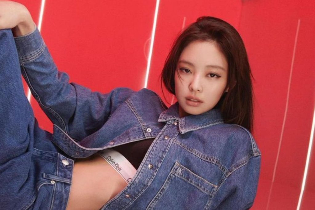 Jennie de BLACKPINK se vuelve viral por inolvidable incidente en el escenario