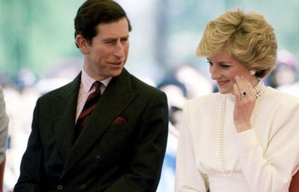 La lista de amantes con los que Lady Di le fué infiel al Rey Carlos III