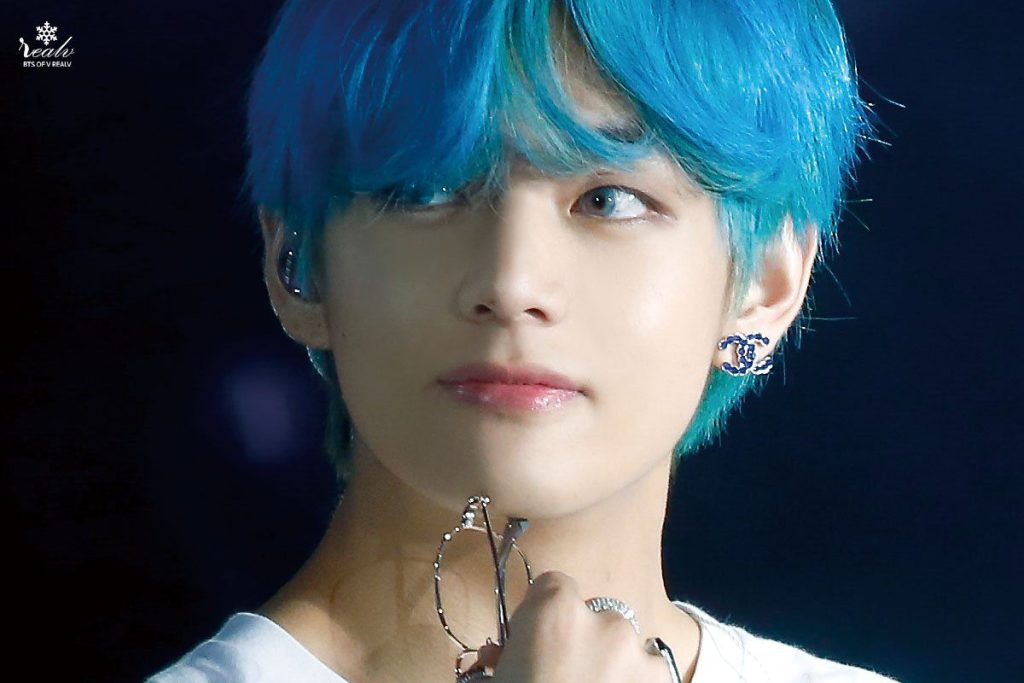 V de BTS HUMILLA a HYBE y gana derechos de propiedad intelectual