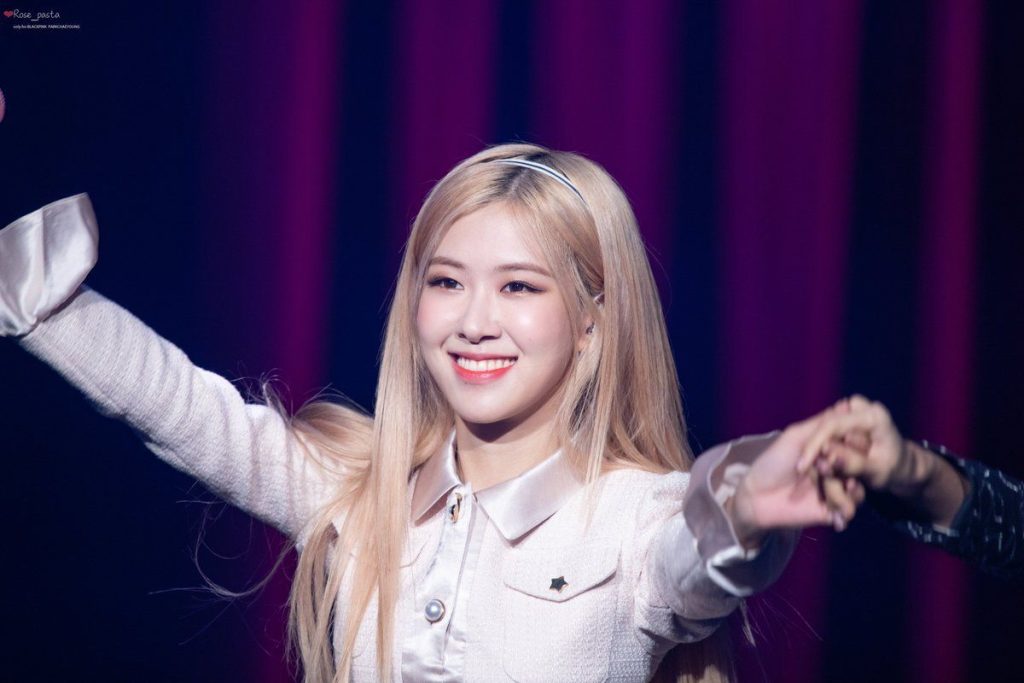Cancelan a Rose de BLACKPINK en Corea del Sur por "exhibicionista"
