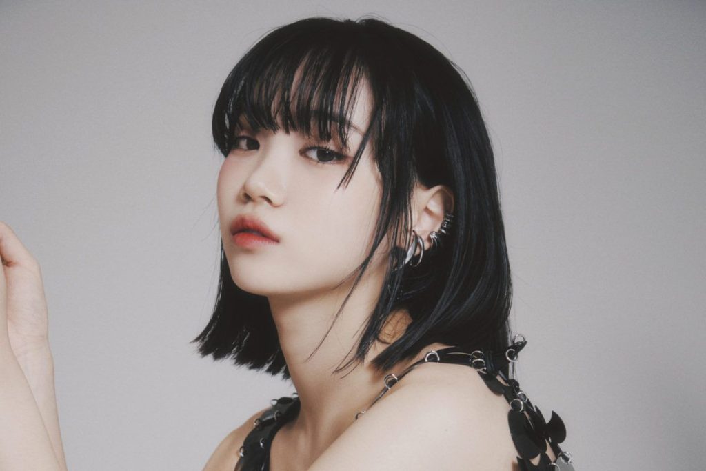 Chaewon de LE SSERAFIM se sincera sobre la relación entre los miembros