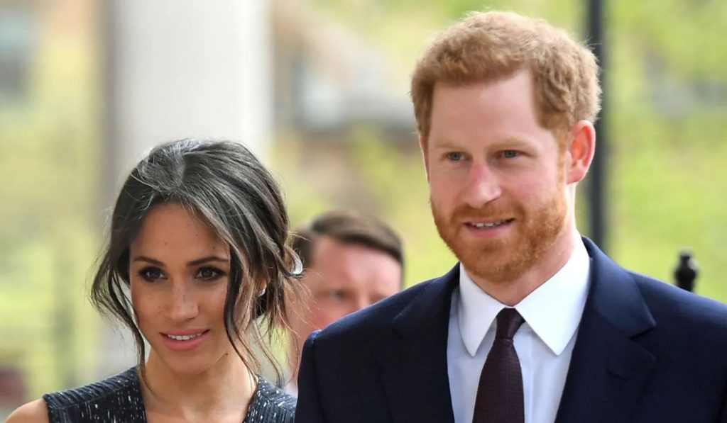 El Príncipe Harry y Meghan Markle amenazan a la familia real con revelar la verdad en Netflix