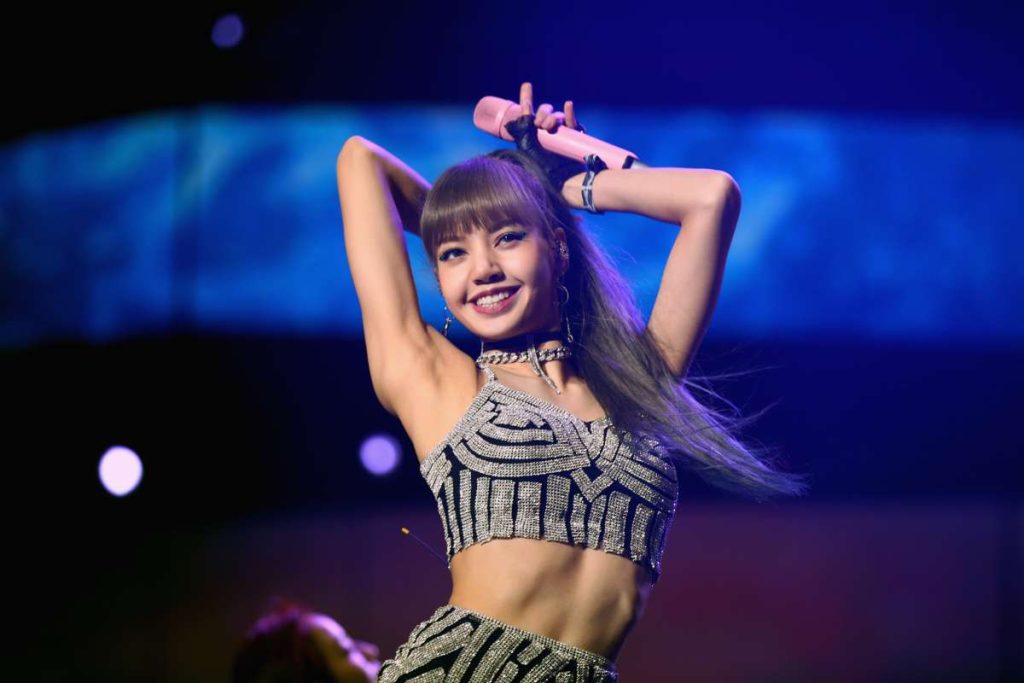 FOTOS: La mamá de Lisa de BLACKPINK es idéntica a la rapera e impresiona a fans