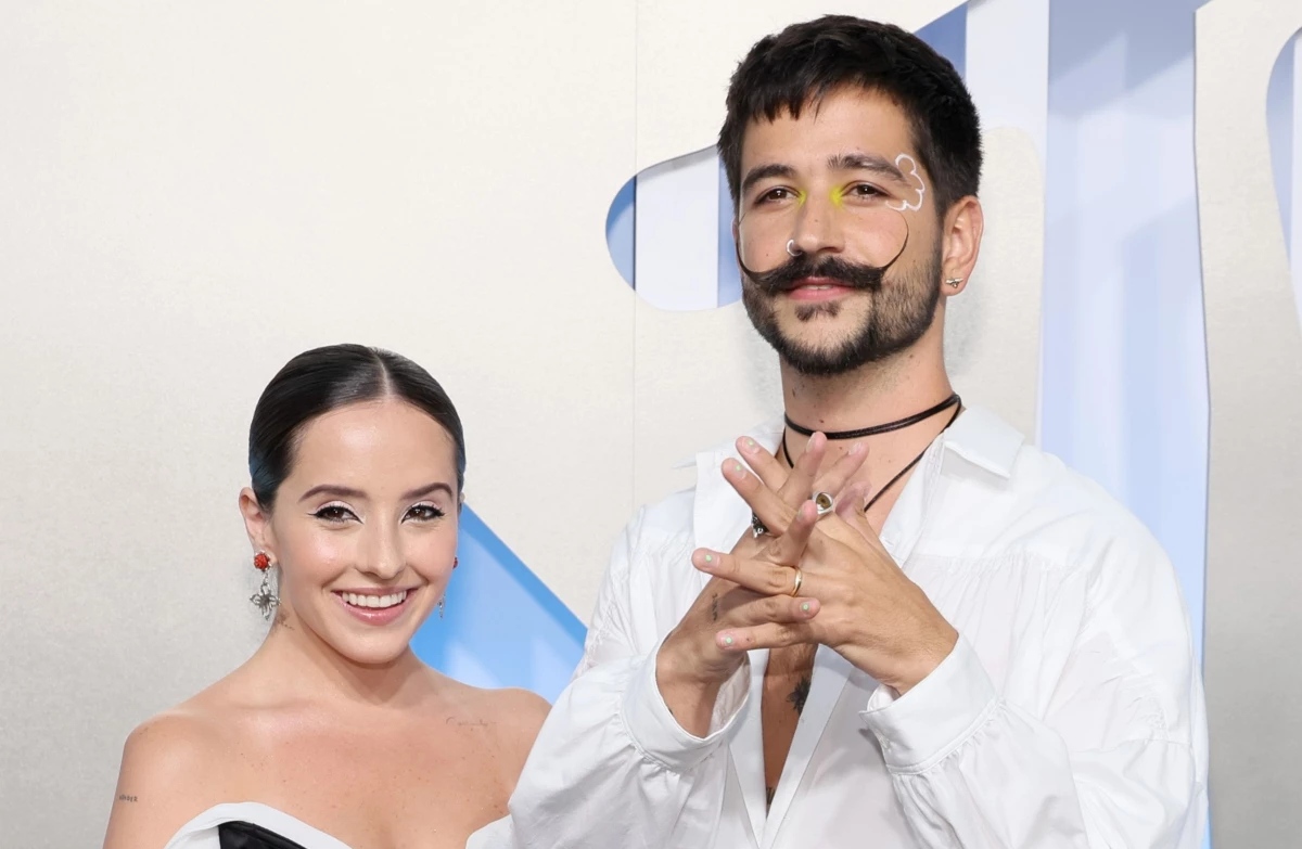 Camilo y Evaluna revelan el por qué no muestran la cara de Índigo, su bebé no binario