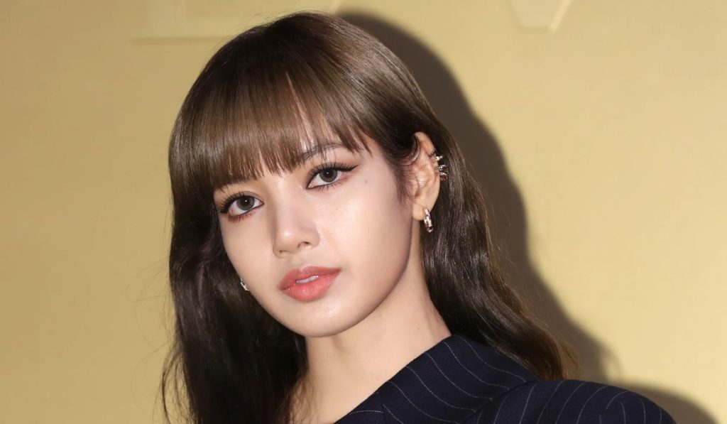 Lisa de BLACKPINK responde a propuesta de matrimonio junto a Jisoo