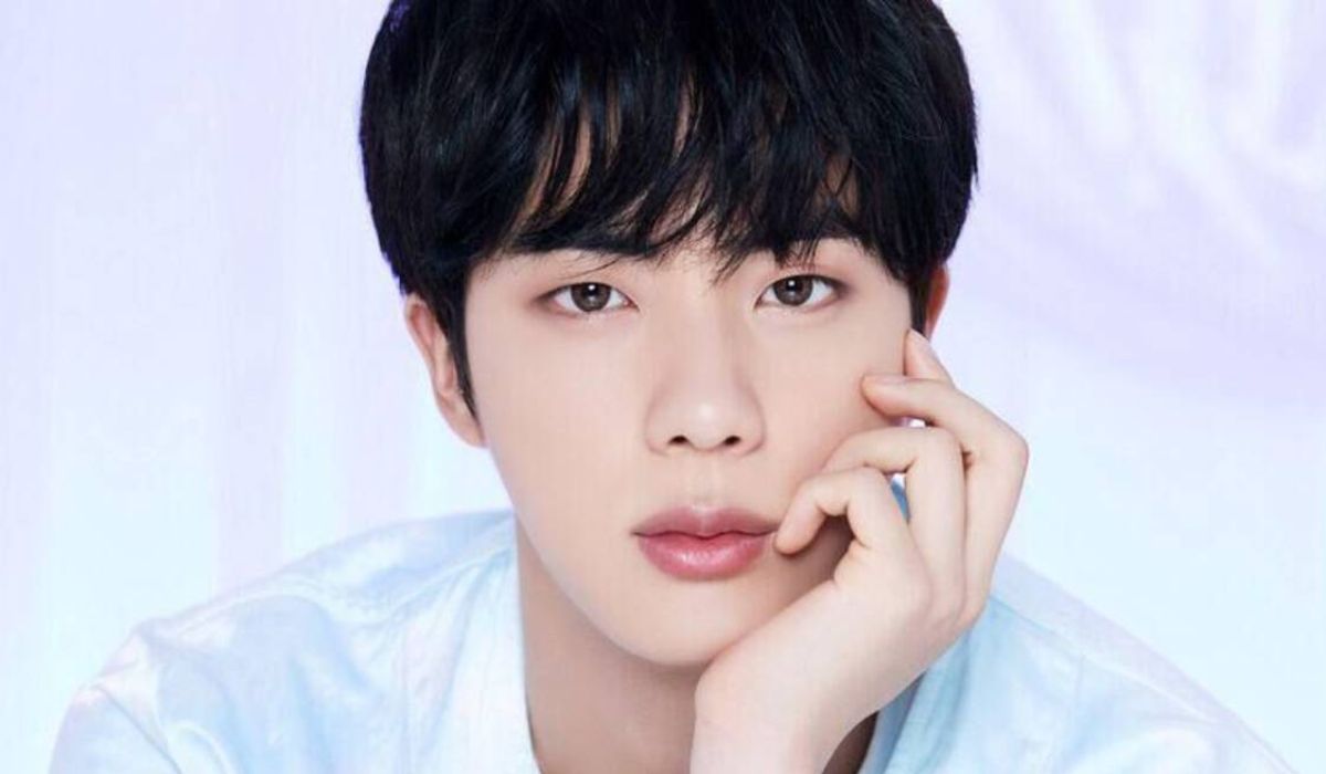 Revelan la verdadera personalidad de Jin de BTS mientras trabaja