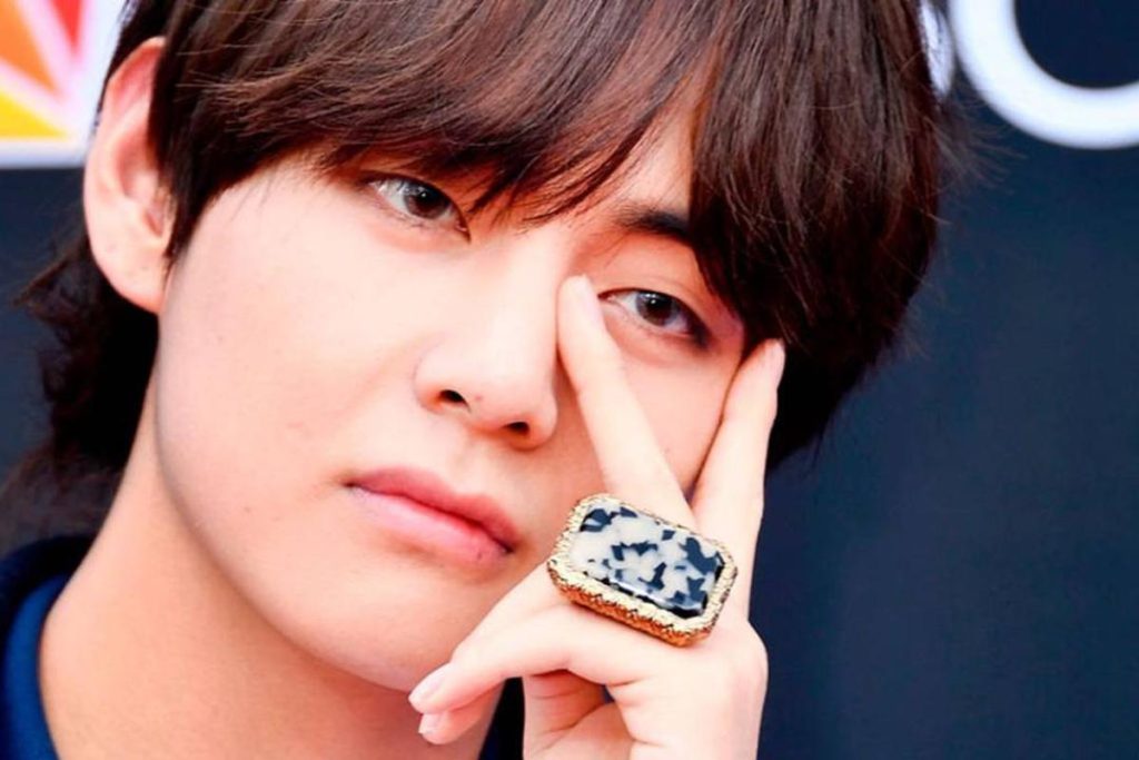 V de BTS estaría actuando en segunda temporada de 'El juego del Calamar'